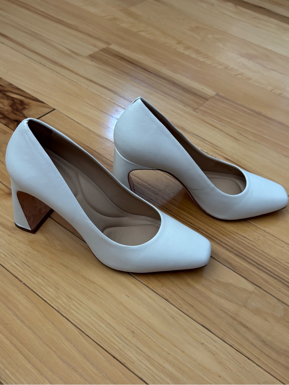 White Square Toe Block Heel Pumps - Picture 4 of 5